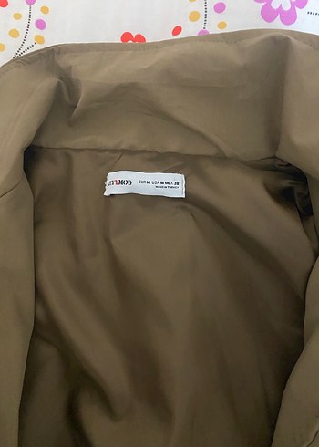 Kemerli Kısa Bej Kadın Trençkot - Görsel 10