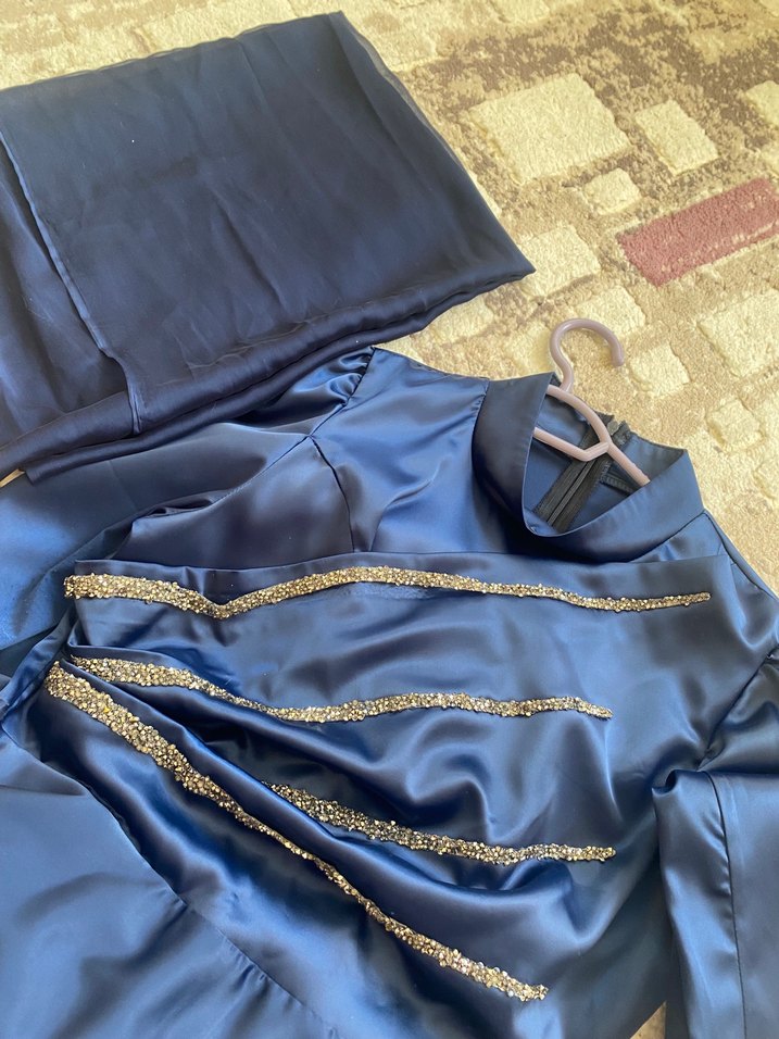 Mavi Uzun Drapeli Abiye Elbise - Görsel 4