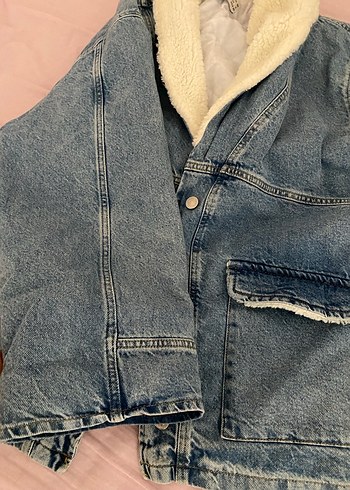 Düğmeli Beyaz Yaka Detaylı Kadın Kot Ceket - Görsel 6