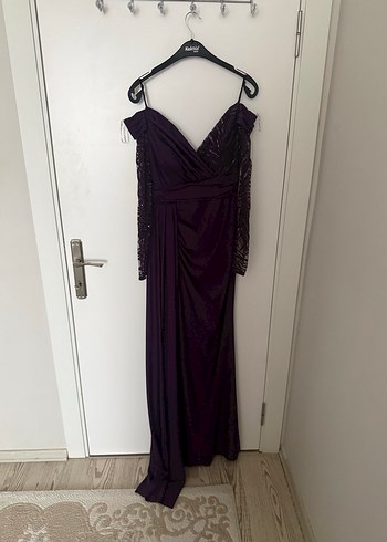 Mor Uzun Kollu Gotik Drape V Yaka Elbise - Görsel 2