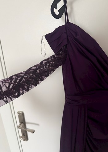 Mor Uzun Kollu Gotik Drape V Yaka Elbise - Görsel 4