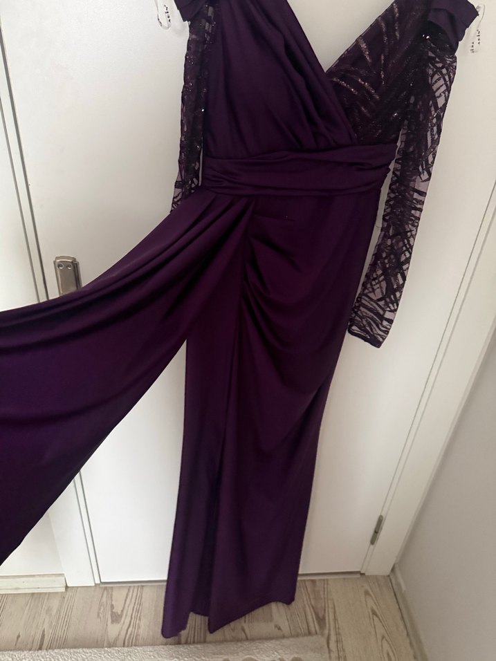 Mor Uzun Kollu Gotik Drape V Yaka Elbise - Görsel 5