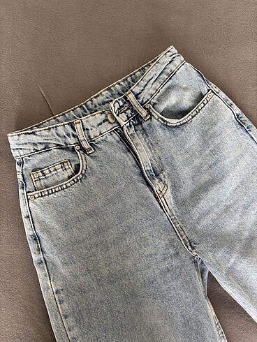 Trendyol & Milla Yüksek Bel Mom Jeans