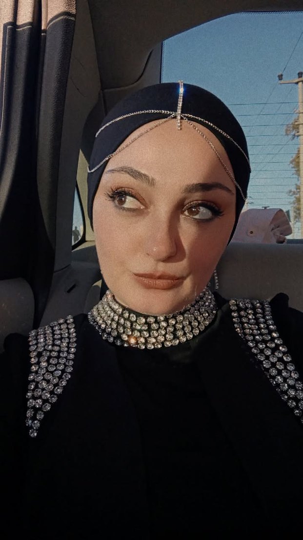 Uzun Siyah şifon pelerinli abiye - Görsel 3