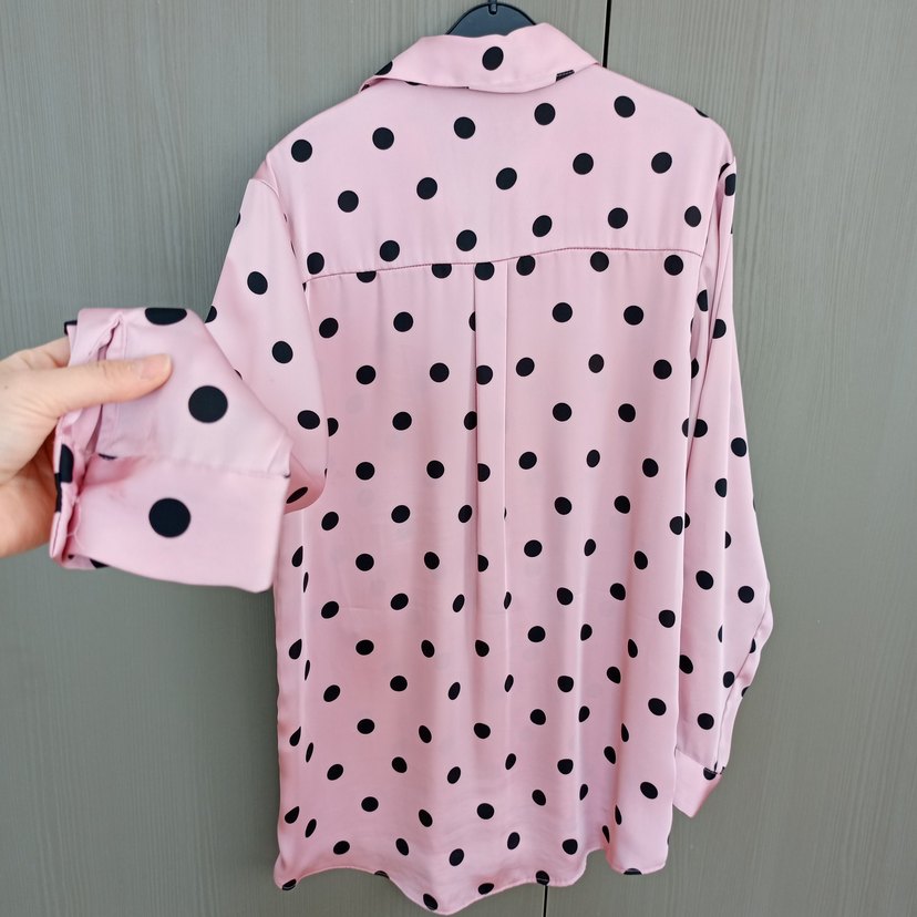 Puantiyeli Saten Pembe Uzun Kollu Kadın Gömlek - Görsel 4