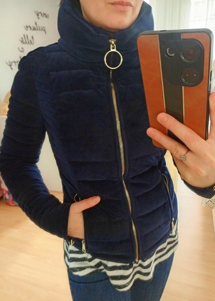 Colin's mont - Görsel 4