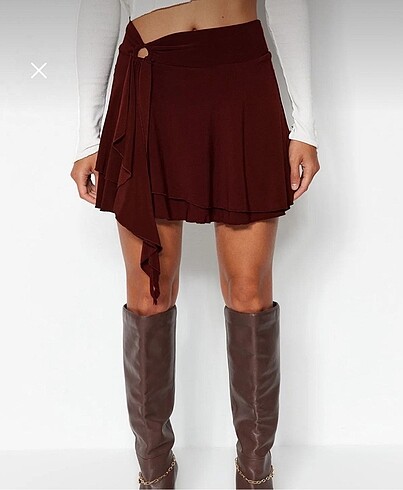 fırfırlı bordo mini etek
