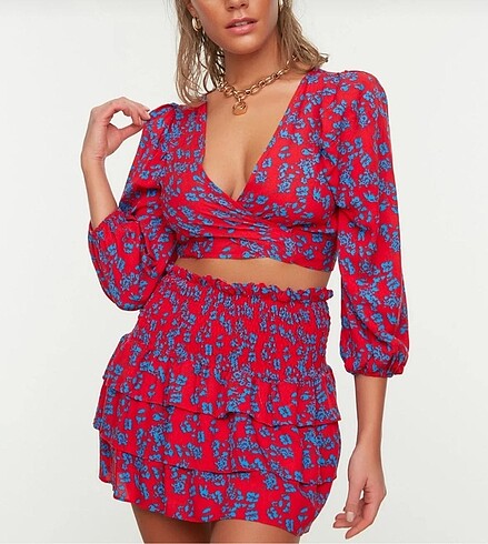 Zara çiçek desenli fırfırlı alt üst takım
