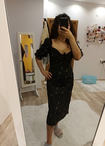 Cicek desenli kalp yaka elbise - Görsel 2