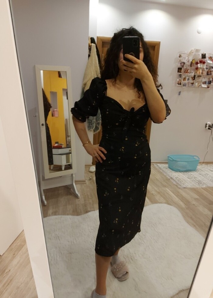 Cicek desenli kalp yaka elbise - Görsel 2