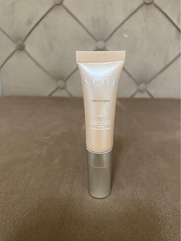 Note mineral concealer 203