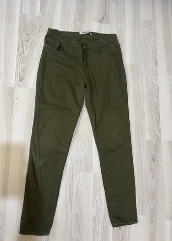 Kadın Haki Kumaş Pantolon Regular Fit
