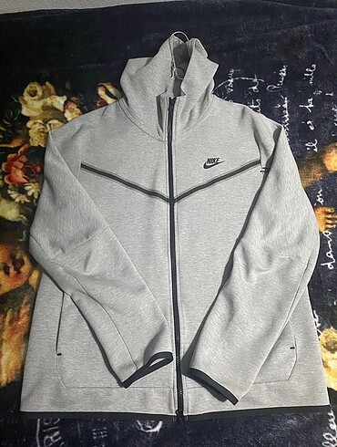 Nike Tech Fleece Gri L