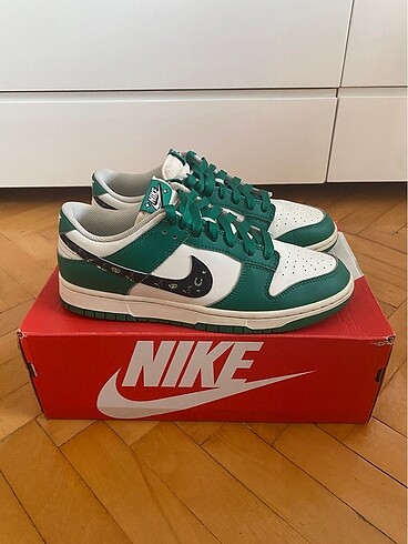 Nike Dunk Low Lottery 42.5