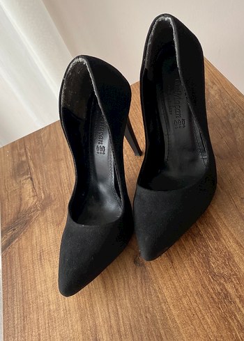 Siyah Süet Stiletto Topuklu Kadın Ayakkabı - Görsel 2