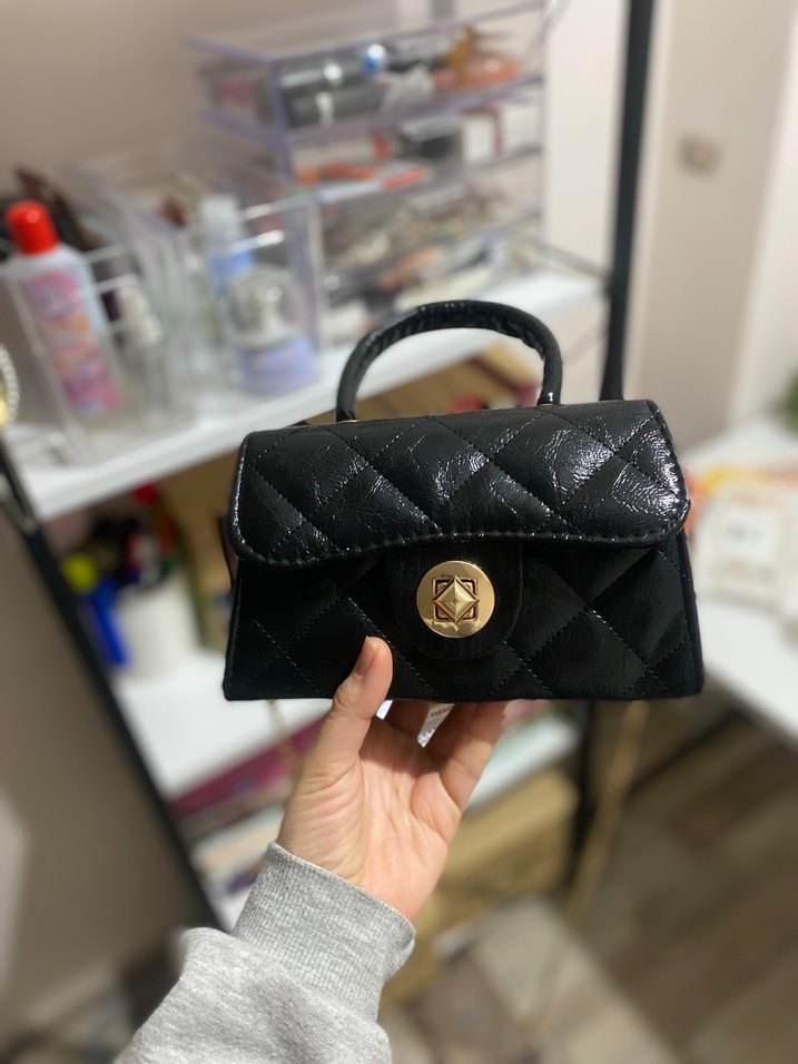 Siyah Deri Yılan Desenli Tokalı Kadın Çanta - Görsel 2