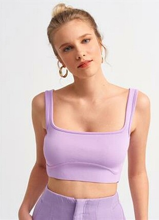 Dilvin lila crop