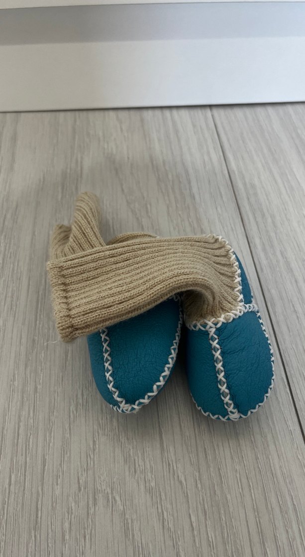 Erkek Çocuk Örgü Ev Terliği Mavi deri - Görsel 2