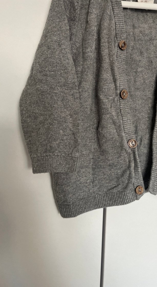 Düğmeli Gri Çocuk Hırka - Görsel 4