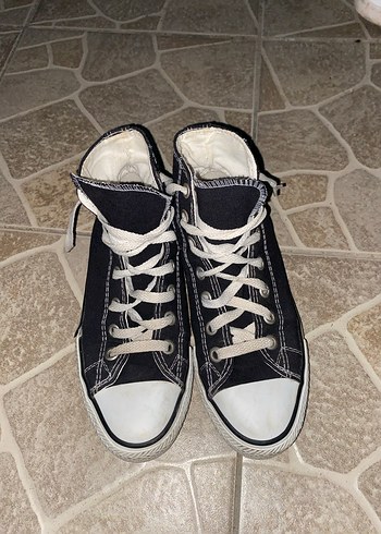 Converse 37
