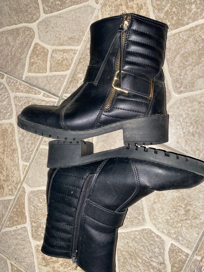 Siyah Deri Tokalı Biker Kadın Botları - Görsel 2