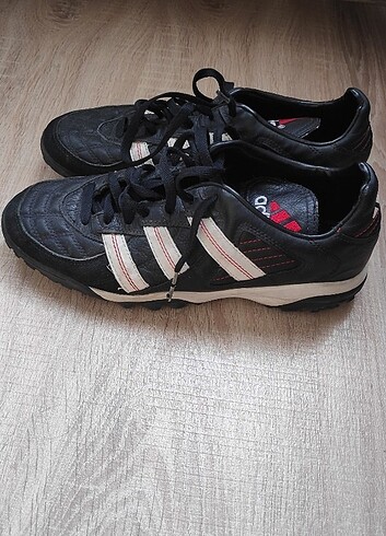 Adidas Halı Saha Ayakkabısı