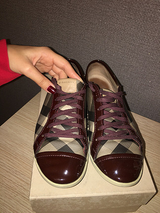 Burberry Rugan detaylı ayakkabı