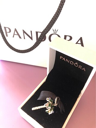 Pandora palmiye charm