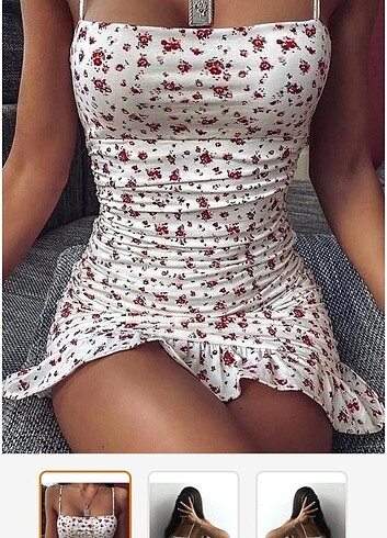 Çiçekli elbise