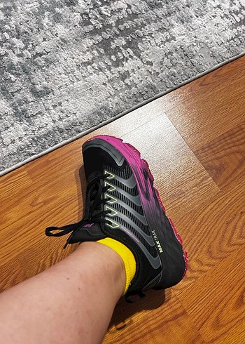 Skechers Mor Renkli Bağcıklı Stiletto Topuklu Kadın Spor Ayakkabı