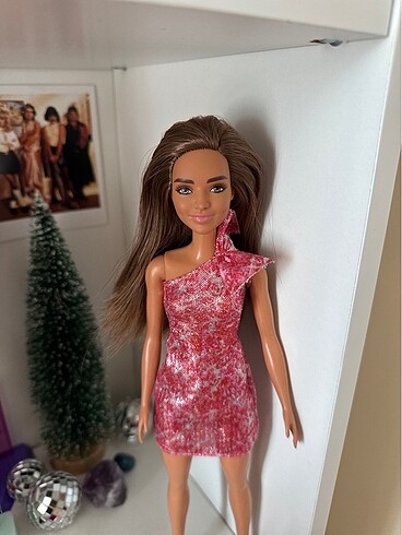 Barbie 2015 Gamzeli Esmer Barbie
