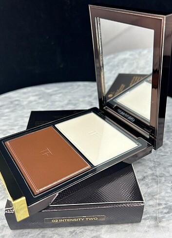Tom Ford Aydınlatıcı&Kontür Paleti