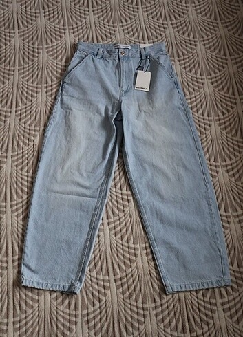 Bershka Baggy jenas