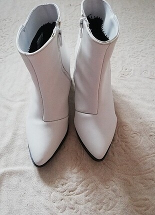 36 Beden Beyaz topuklu ayakkabı 