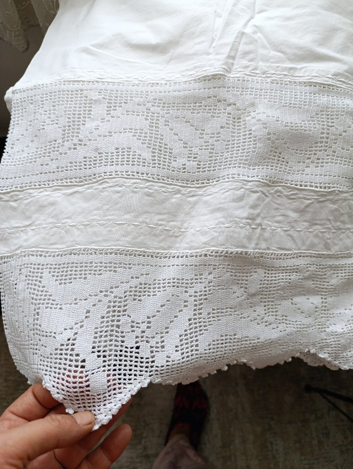 el işi dantel  ara  takımlı  yastık ve etekli çarşaf takımı - Görsel 2