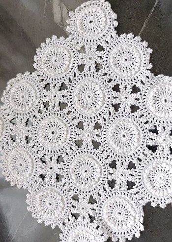 El Yapımı Beyaz Bohem Dantel Örtü - Görsel 4