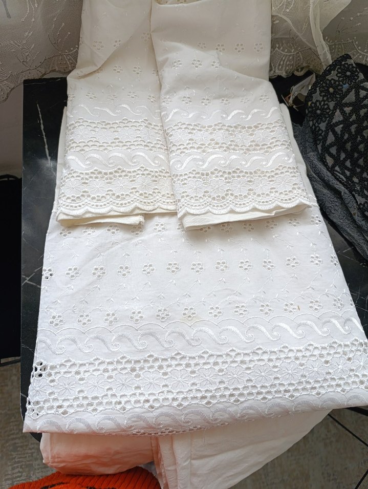 İşlemeli Beyaz Nevresim Takımı - Görsel 2