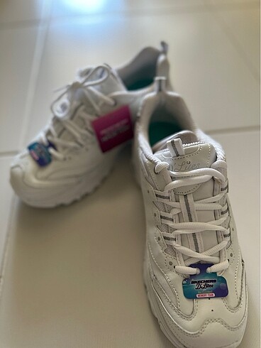 38,5 Beden Skechers D?Lites