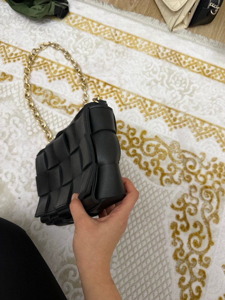 Zincir Detaylı Siyah Deri Kadın Çanta - Görsel 2