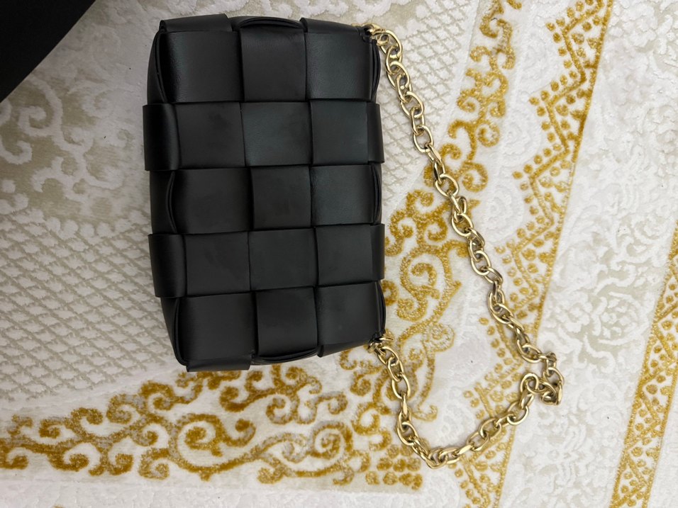 Zincir Detaylı Siyah Deri Kadın Çanta - Görsel 3