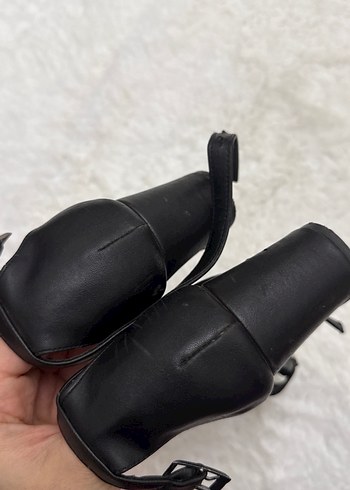 Siyah Topuklu Kadın Ayakkabı - Görsel 2