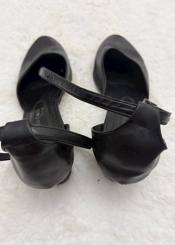 Siyah  Dolgu Topuklu Kadın Ayakkabı - Görsel 2