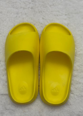 Sarı Terlik - Görsel 2