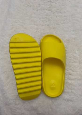 Sarı Terlik - Görsel 3