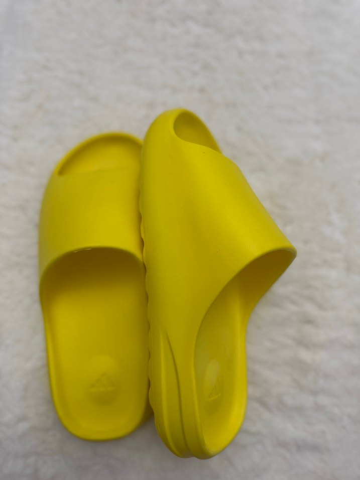 Sarı Terlik - Görsel 4
