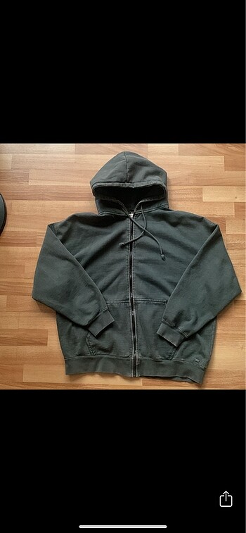 Pull zip