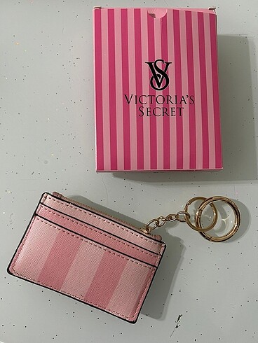 Victoria s Secret VS KARTLIK