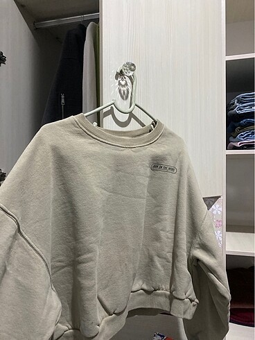 pull and bear sweat