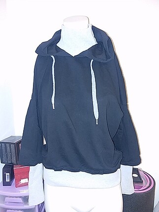 Crop dik yaka sweatshirt