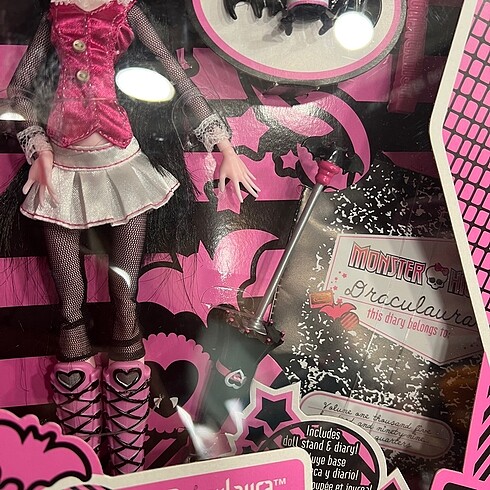 Beden Draculaura Booriginal Creeproduction